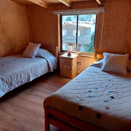 Hostal Y Cabanas Ventisquero Puerto Puyuguapi Εξωτερικό φωτογραφία