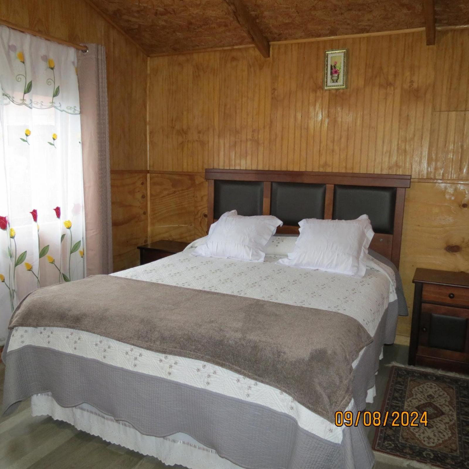 Hostal Y Cabanas Ventisquero Puerto Puyuguapi Εξωτερικό φωτογραφία